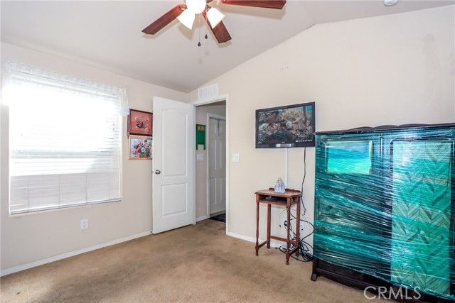 475 Thrush Drive 13, Big Bear City, CA 92315