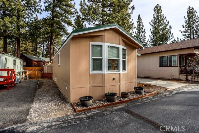 475 Thrush Drive 13, Big Bear City, CA 92315