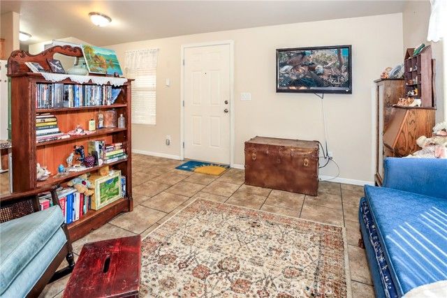 475 Thrush Drive 13, Big Bear City, CA 92315