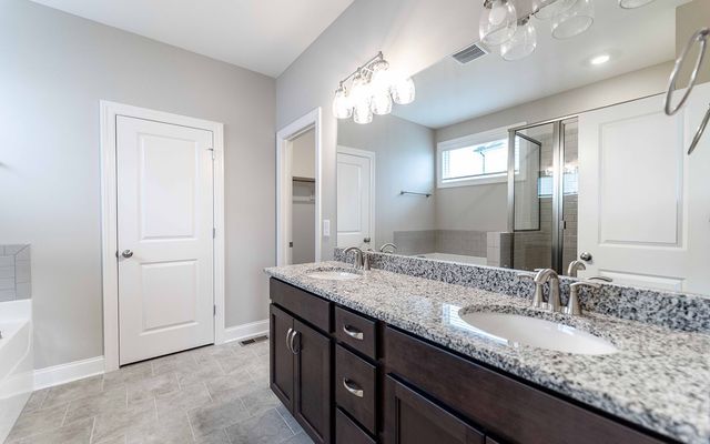 881 Joe Miller Drive, Hendersonville, TN 37075