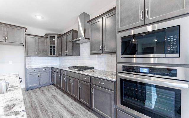 881 Joe Miller Drive, Hendersonville, TN 37075