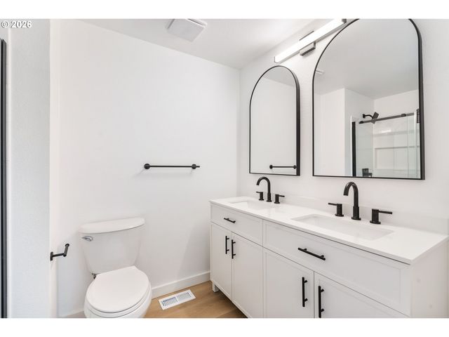 3198 Sw 16TH Cir, Gresham, OR 97080