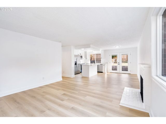 3198 Sw 16TH Cir, Gresham, OR 97080