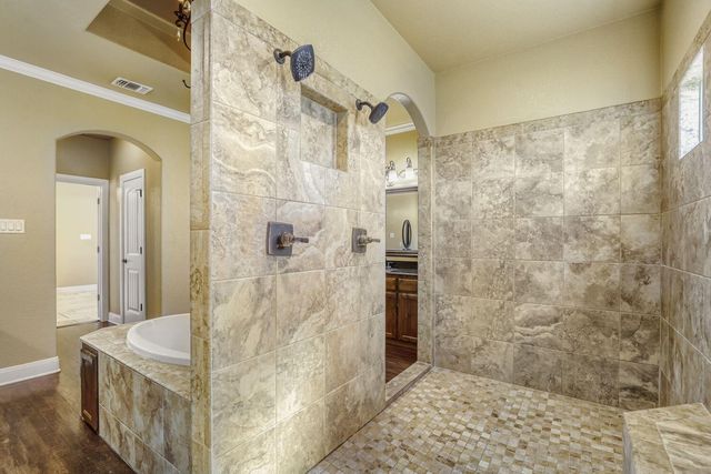 329 Jake DR, Jarrell, TX 76537