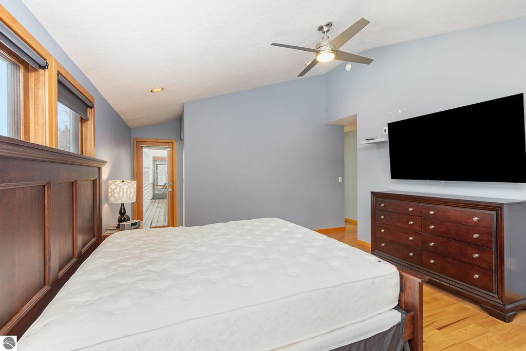 Image 15 of property listing at 5390 Pheasant Court, Alma, MI 48801