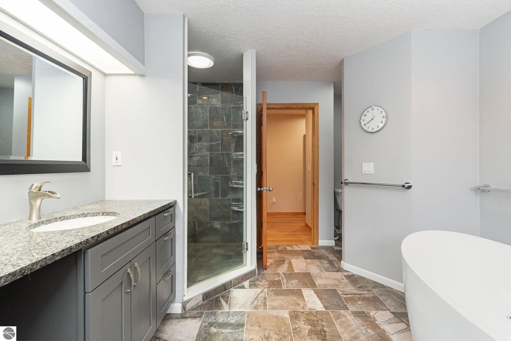 Image 17 of property listing at 5390 Pheasant Court, Alma, MI 48801