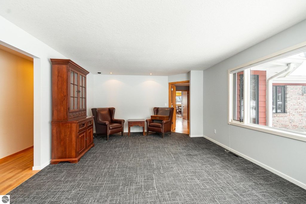 Image 20 of property listing at 5390 Pheasant Court, Alma, MI 48801