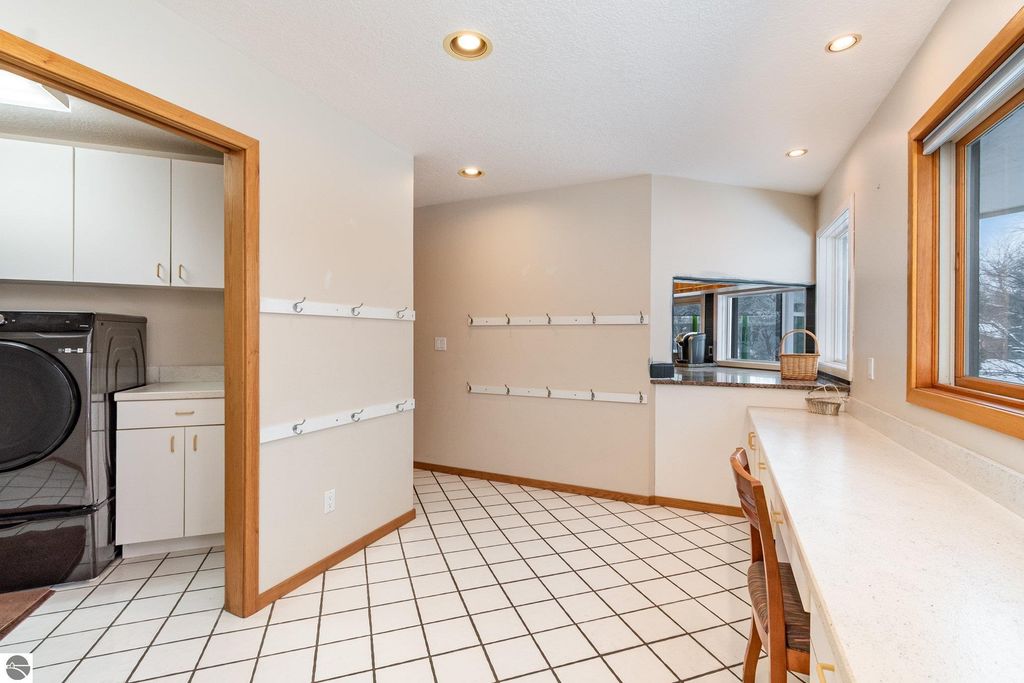 Image 27 of property listing at 5390 Pheasant Court, Alma, MI 48801