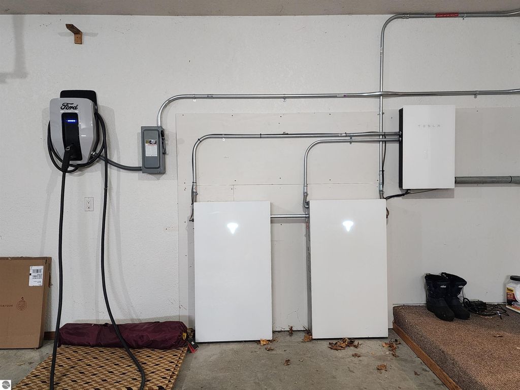 Image 32 of property listing at 5390 Pheasant Court, Alma, MI 48801