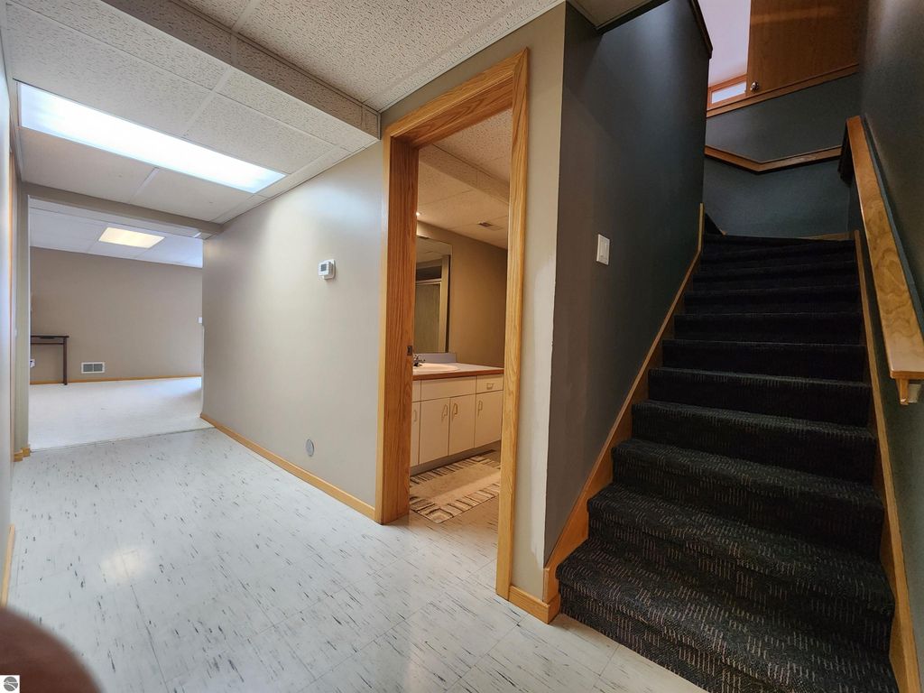 Image 46 of property listing at 5390 Pheasant Court, Alma, MI 48801