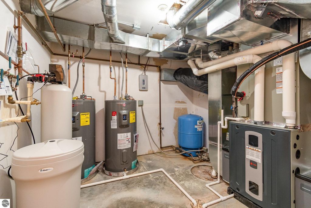 Image 50 of property listing at 5390 Pheasant Court, Alma, MI 48801