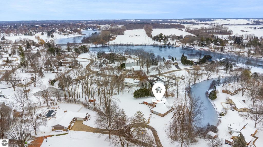 Image 56 of property listing at 5390 Pheasant Court, Alma, MI 48801