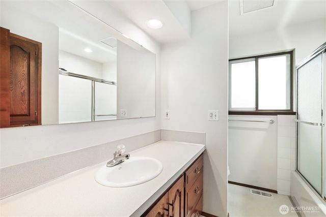 17415 79th Avenue E, Puyallup, WA 98375