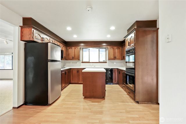 17415 79th Avenue E, Puyallup, WA 98375