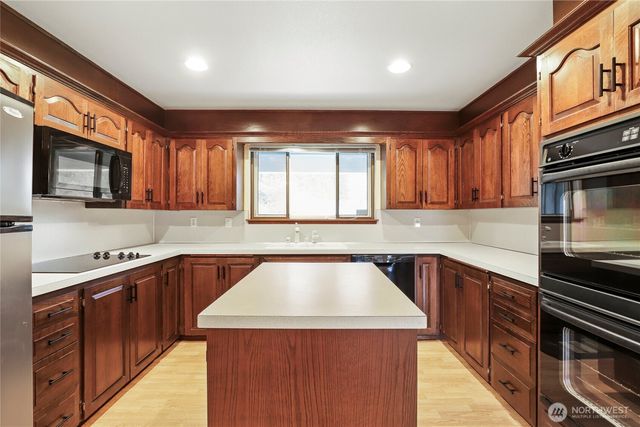 17415 79th Avenue E, Puyallup, WA 98375