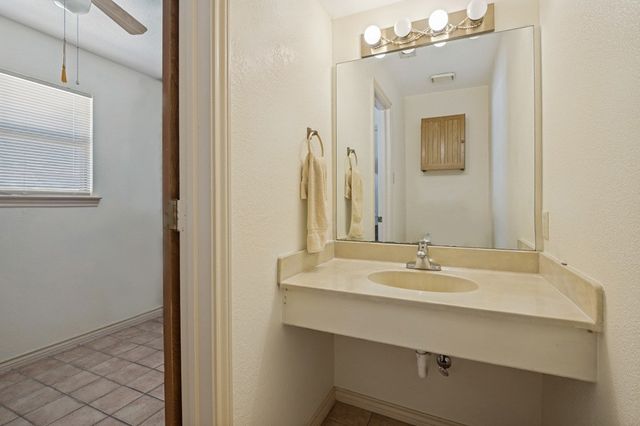 411 Bradshaw Street, Cedar Hill, TX 75104