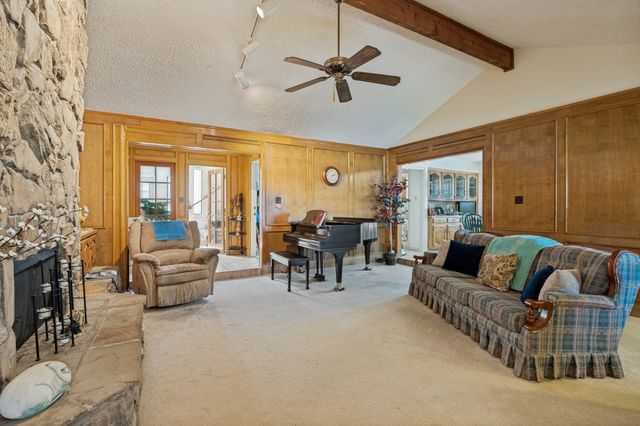 411 Bradshaw Street, Cedar Hill, TX 75104