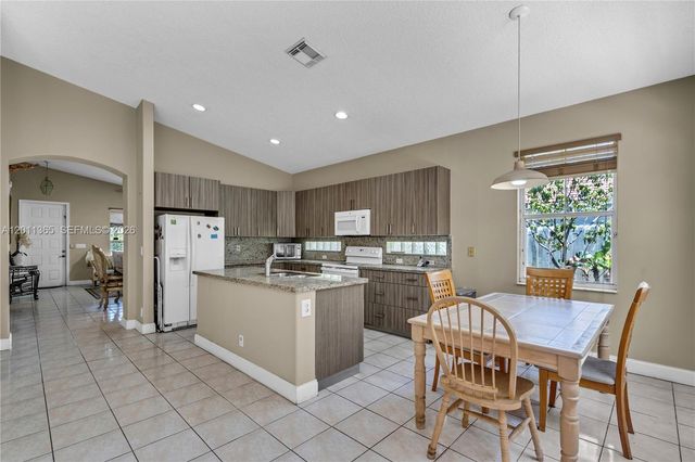 16332 SW 10th St, Pembroke Pines, FL 33027