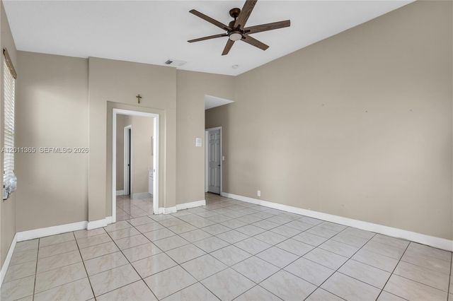 16332 SW 10th St, Pembroke Pines, FL 33027