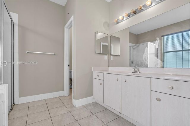 16332 SW 10th St, Pembroke Pines, FL 33027