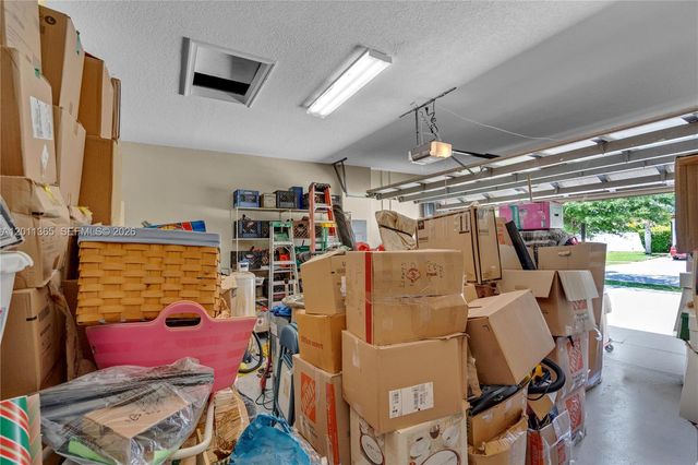 16332 SW 10th St, Pembroke Pines, FL 33027
