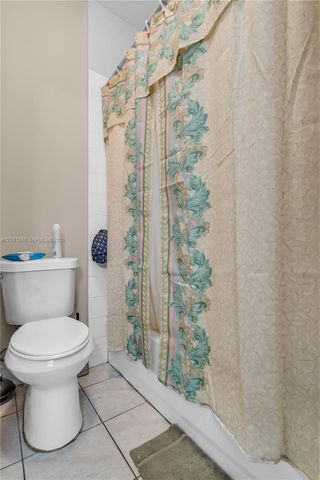 16332 SW 10th St, Pembroke Pines, FL 33027