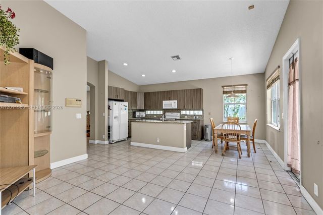 16332 SW 10th St, Pembroke Pines, FL 33027