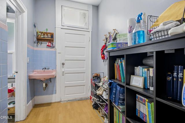 1032 S Westlake Avenue, Los Angeles, CA 90006