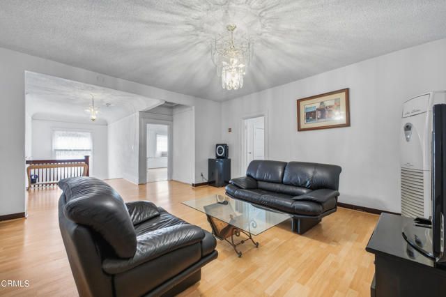 1032 S Westlake Avenue, Los Angeles, CA 90006