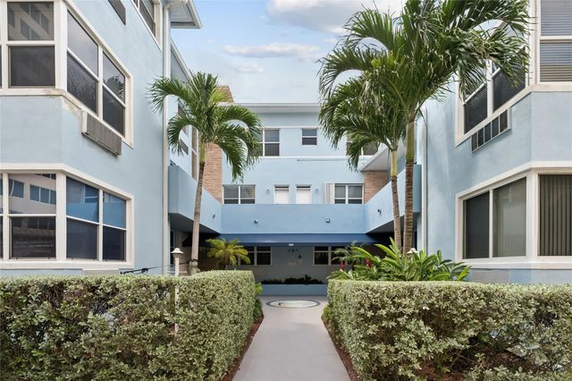 326 Harrison Street 103a, Hollywood, FL 33019