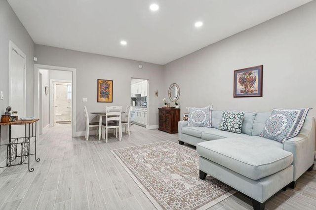 326 Harrison Street 103a, Hollywood, FL 33019