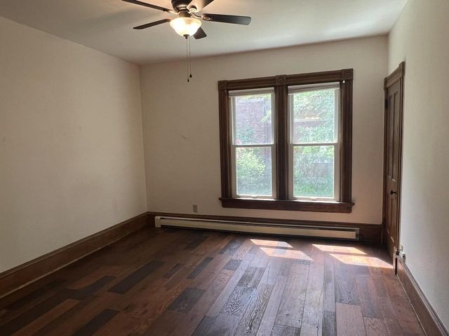 713 E LAKE STREET, Waupaca, WI 54981