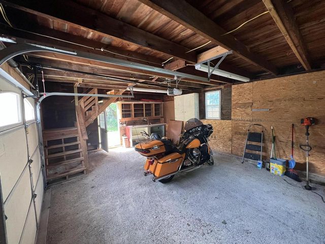713 E LAKE STREET, Waupaca, WI 54981