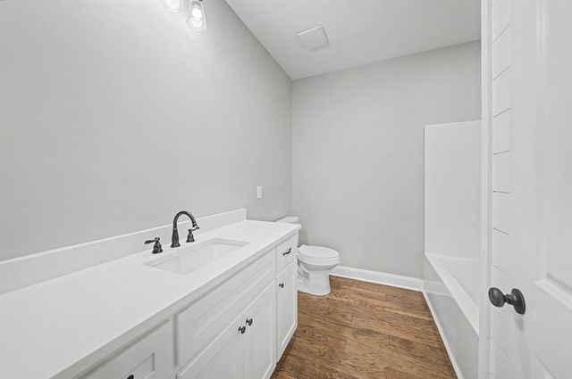 82 MASSEY ST, Adamsville, TN 38310