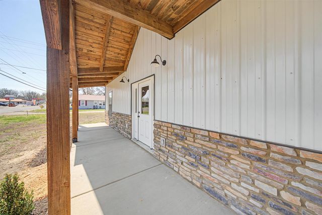 82 MASSEY ST, Adamsville, TN 38310