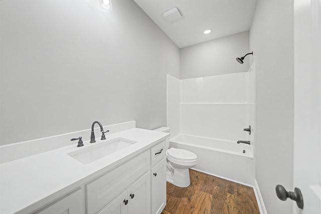 82 MASSEY ST, Adamsville, TN 38310