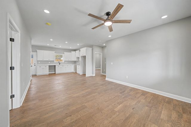 82 MASSEY ST, Adamsville, TN 38310