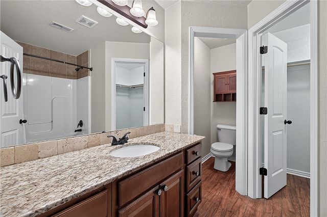 591 Longfellow Lane, Fayetteville, AR 72704