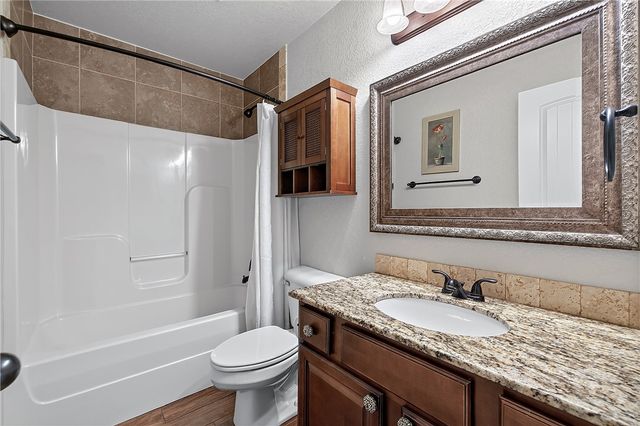 591 Longfellow Lane, Fayetteville, AR 72704