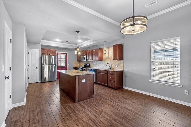 591 Longfellow Lane, Fayetteville, AR 72704