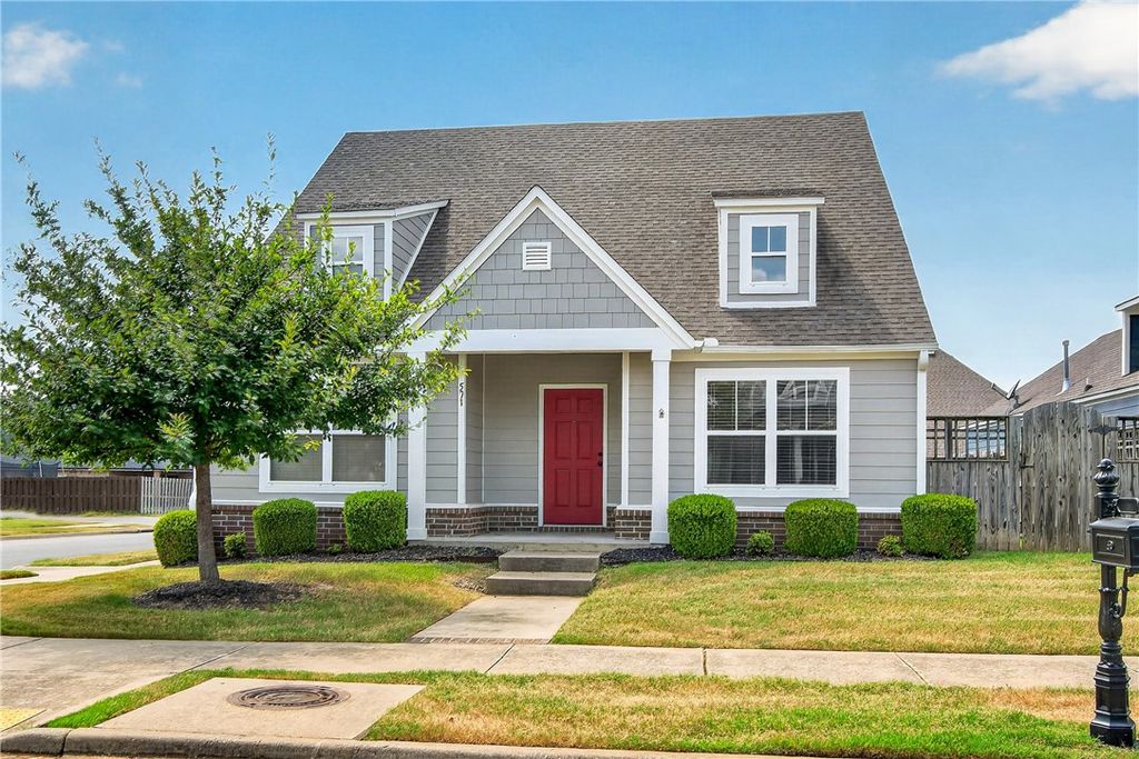 591 Longfellow Lane, Fayetteville, AR 72704