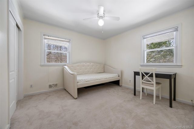 11 Old Post Road E, Port Jefferson, NY 11777