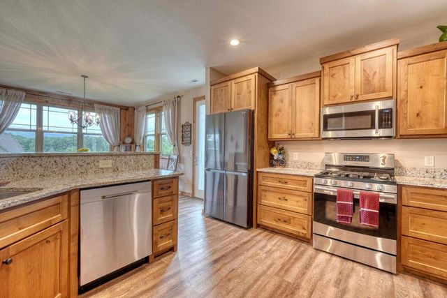 85 Minstead Ridge, Young Harris, GA 30582