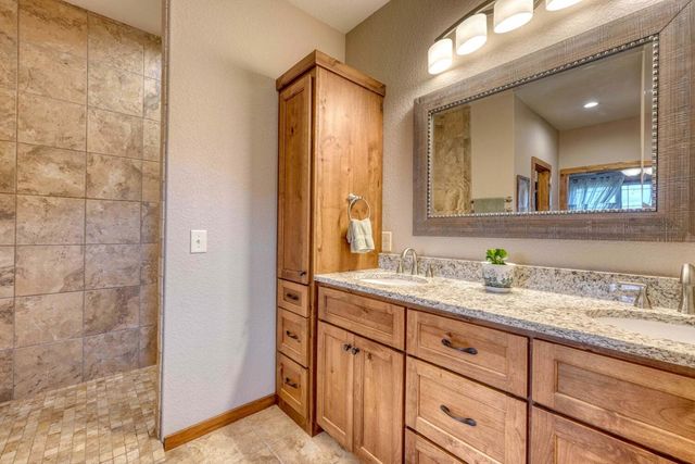 85 Minstead Ridge, Young Harris, GA 30582
