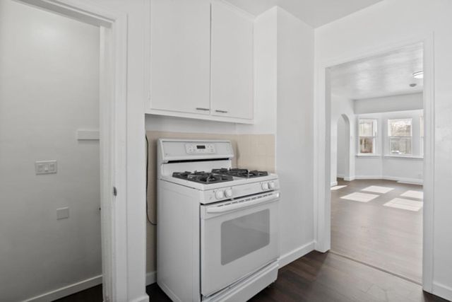 1132 12TH AVENUE, Green Bay, WI 54304