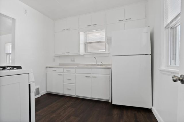 1132 12TH AVENUE, Green Bay, WI 54304