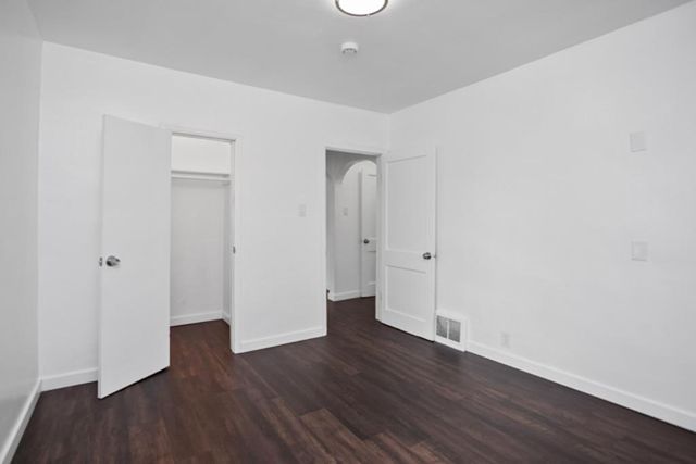 1132 12TH AVENUE, Green Bay, WI 54304