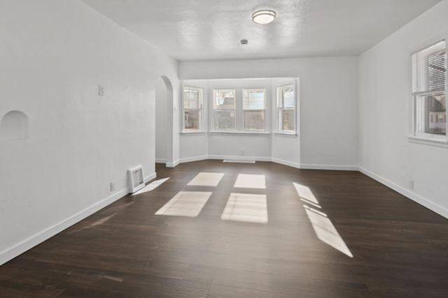 1132 12TH AVENUE, Green Bay, WI 54304