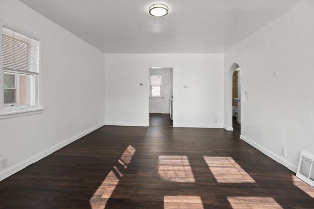 1132 12TH AVENUE, Green Bay, WI 54304