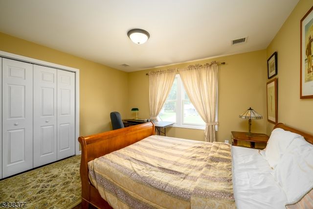 86 Highland Ave, Bridgewater Twp., NJ 08807